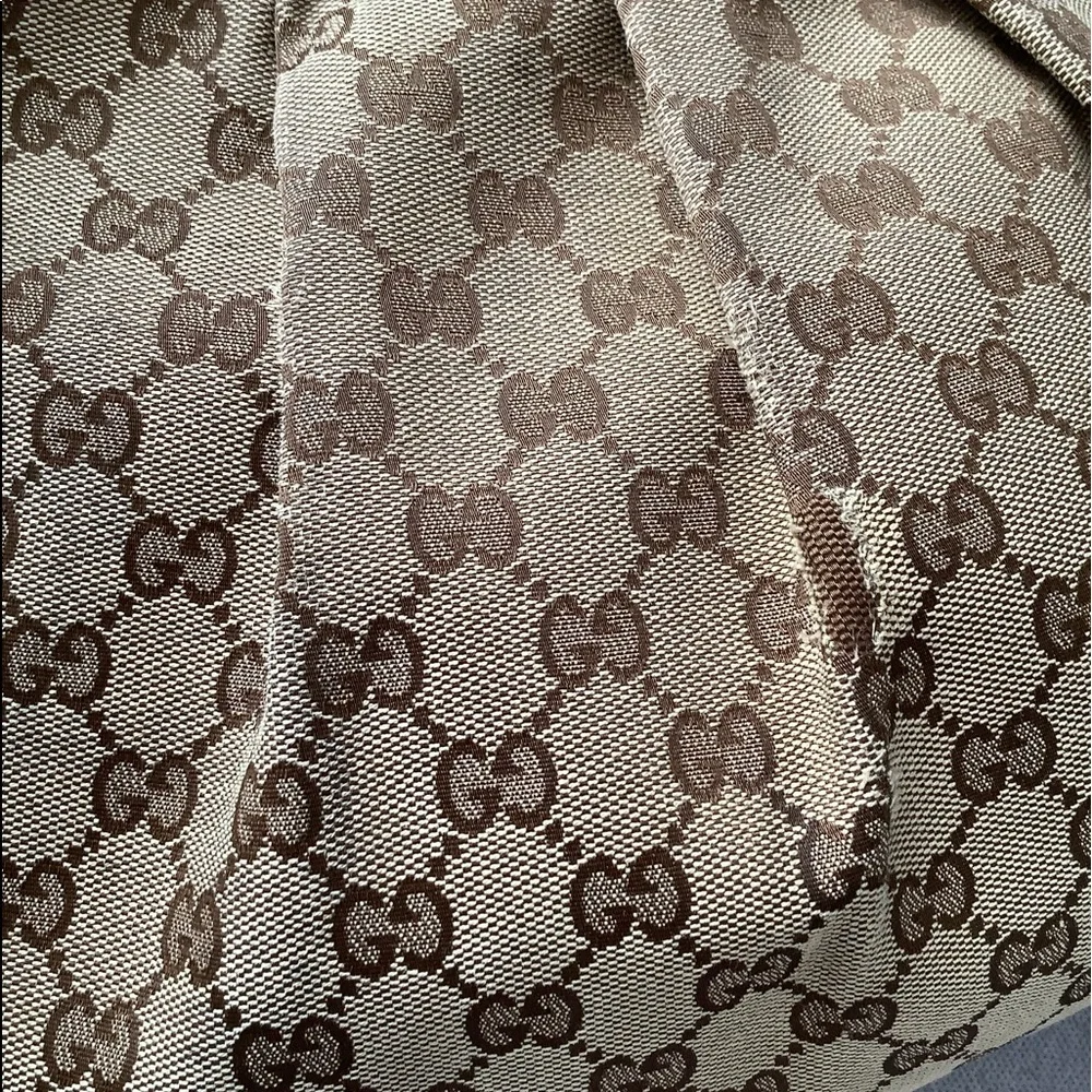 GUCCI canvas GG monogram shoulder bag 🌻 - Picture 13 of 16